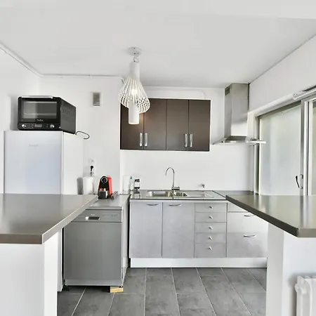 Lejlighed Le Versailles Plaisir Et Confort En Centre-ville, Pour Sejours En Famille Ou Business