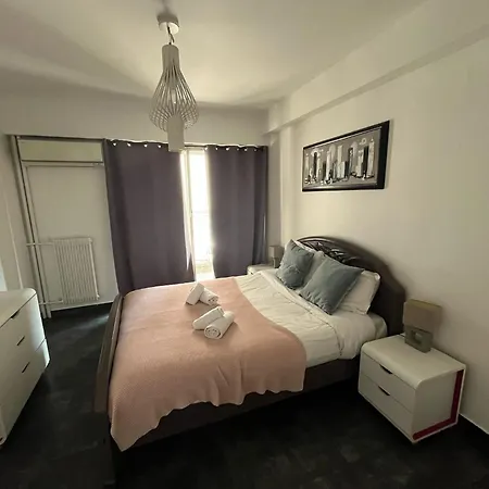 Le Versailles Plaisir Et Confort En Centre-ville, Pour Sejours En Famille Ou Business * Cannes