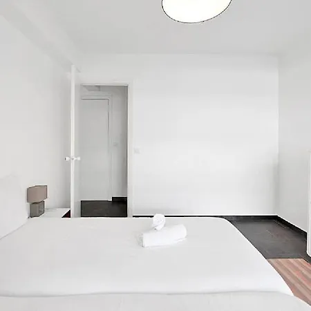 Le Versailles Plaisir Et Confort En Centre-ville, Pour Sejours En Famille Ou Business * Cannes